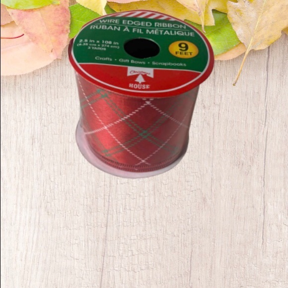 Three Christmas Ribbon 9 feet Wire edge 2.5*108 in - Picture 6 of 8